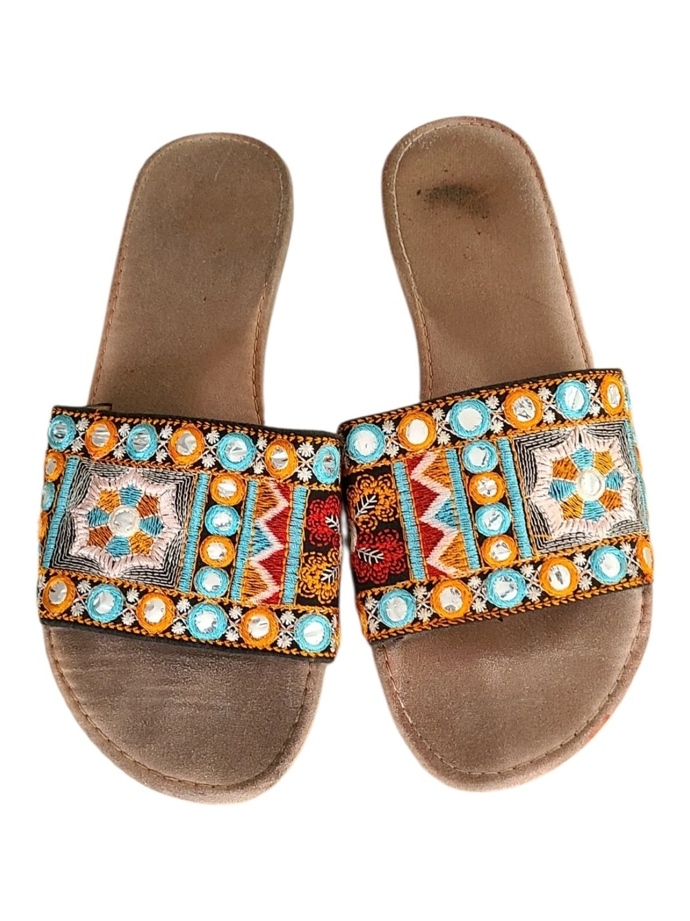Qupid Brown Slide Sandals with Turquoise and Orange Mirrored Embroidery Size 7.5